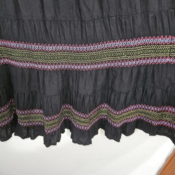 LINDA ANDERSON Boho Peasant Embroidered Tiered Maxi Skirt Black Size Small - Picture 4 of 6